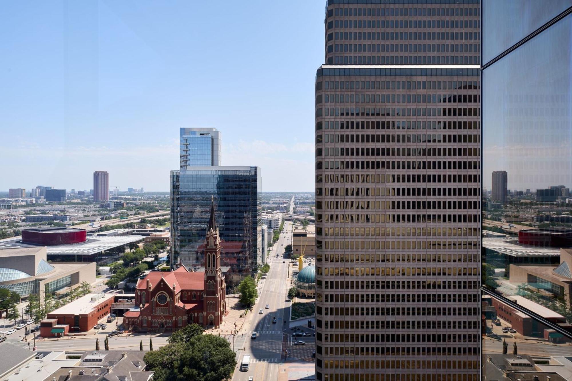 Jw Marriott Dallas Arts District Exterior photo